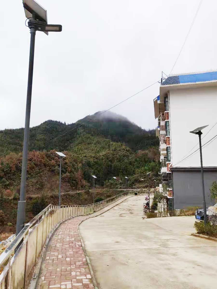 太陽(yáng)能路燈案例